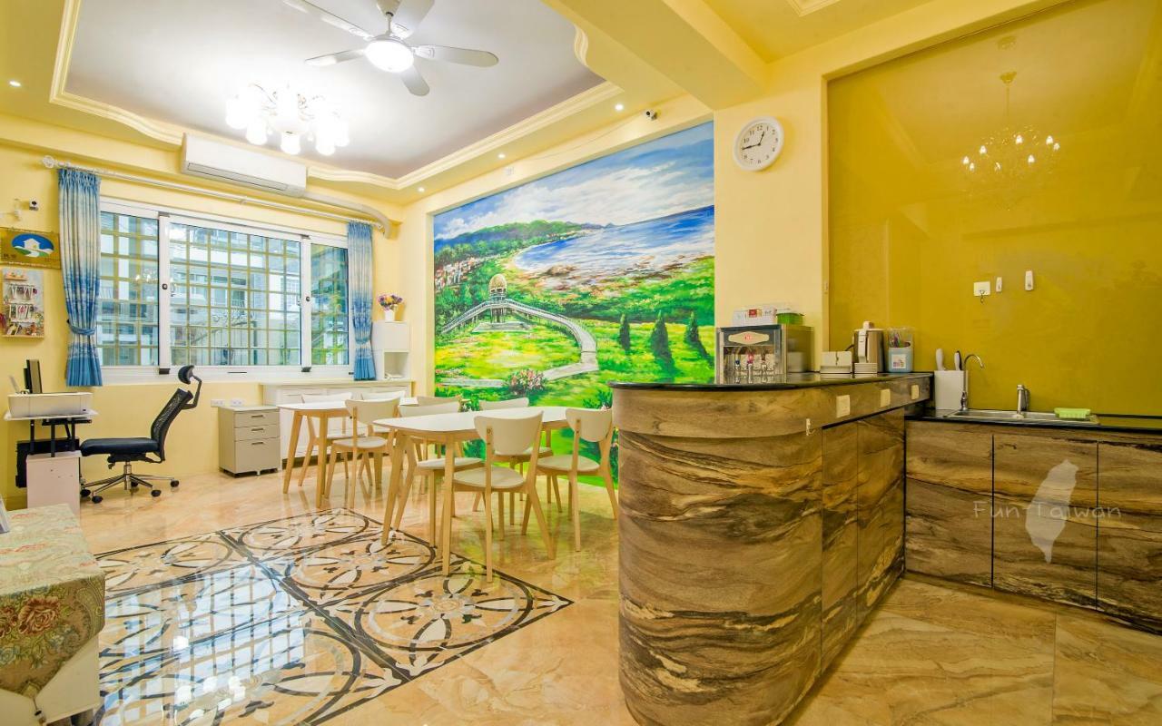 Holby No.8 Elevator Homestay T'ai-tung Esterno foto