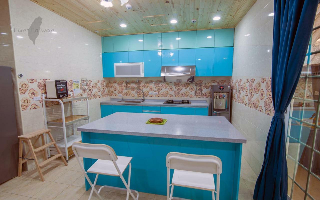 Holby No.8 Elevator Homestay T'ai-tung Esterno foto